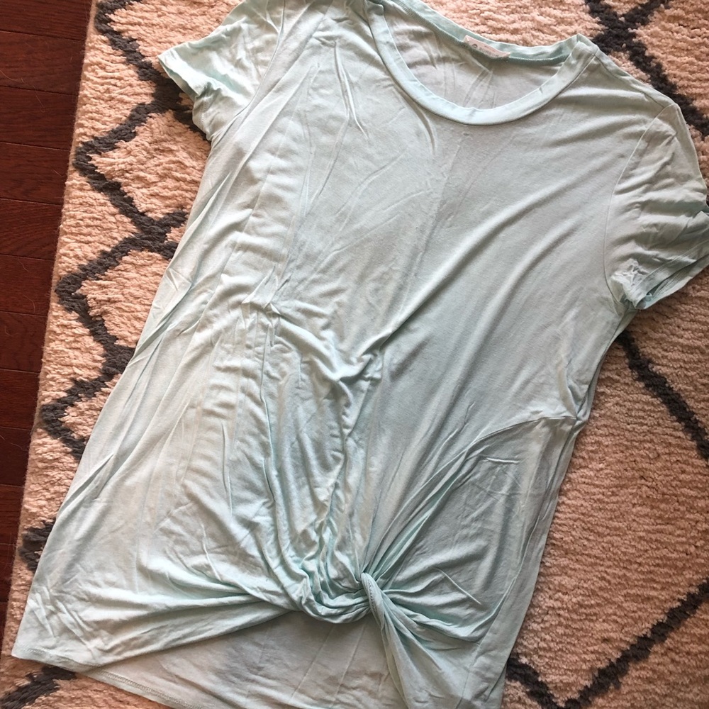 Women’s Tie-Up Tee